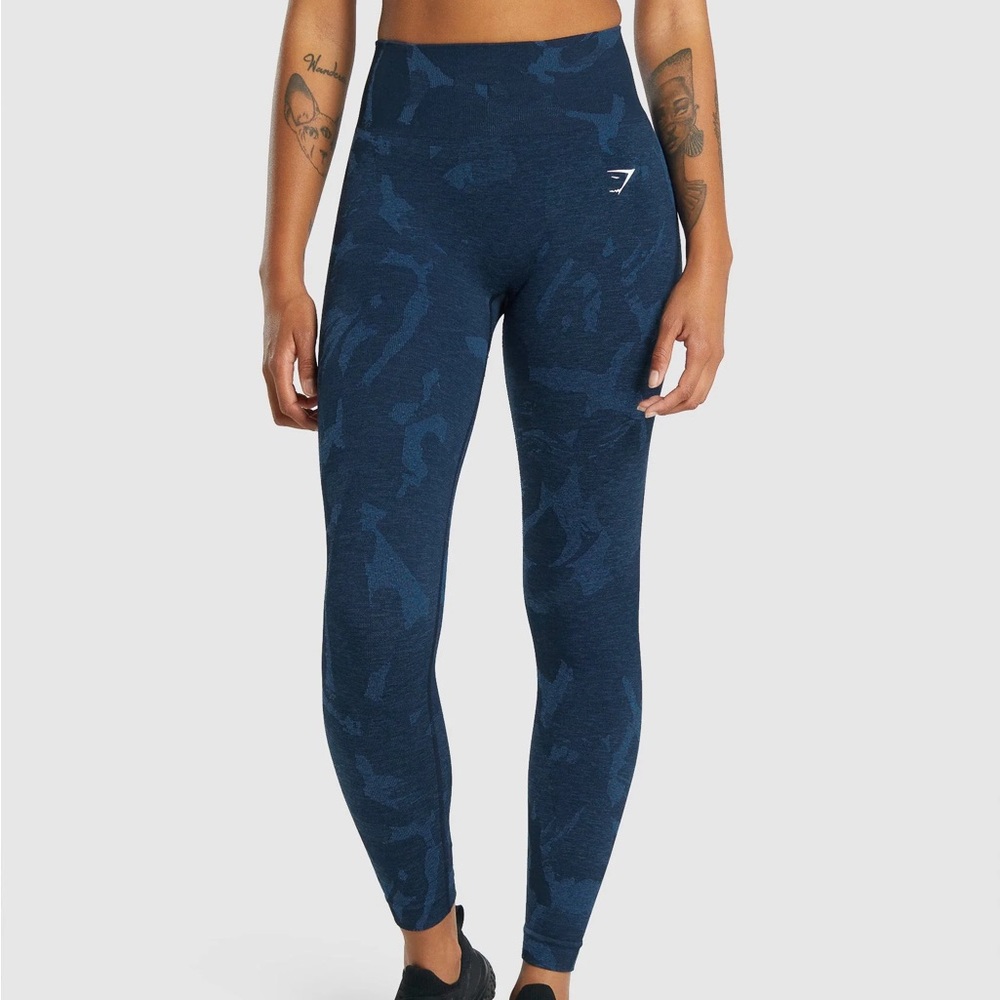 Gymshark Adapt Camo Seamless Leggings - Savanna | Navy